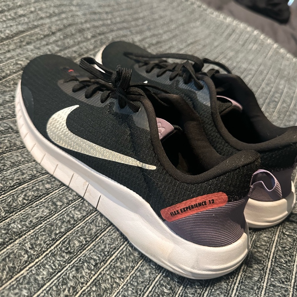 Nike flex 12